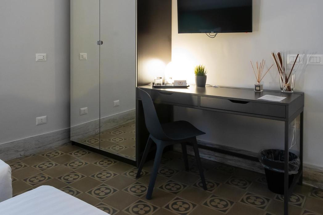 Re Vittorio De Luxe Bed & Breakfast Messina Exterior photo