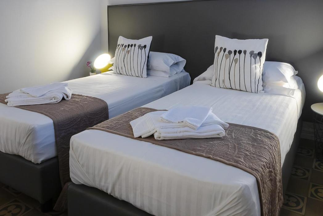 Re Vittorio De Luxe Bed & Breakfast Messina Exterior photo