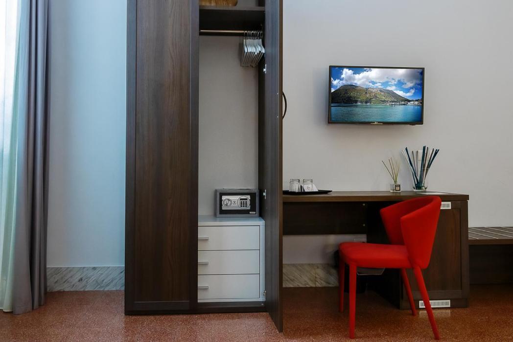 Re Vittorio De Luxe Bed & Breakfast Messina Exterior photo